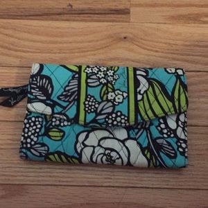 Vera Bradley Wallet Island Blooms
